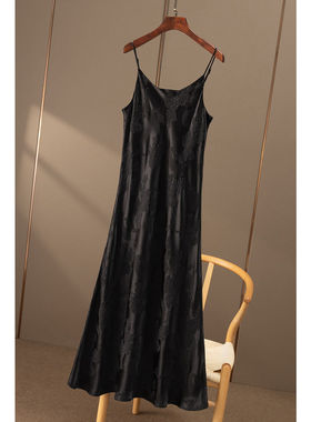 AA￥719 秒！优雅 斜裁含真丝冠乐绉提花吊带连衣裙女春天家3S01