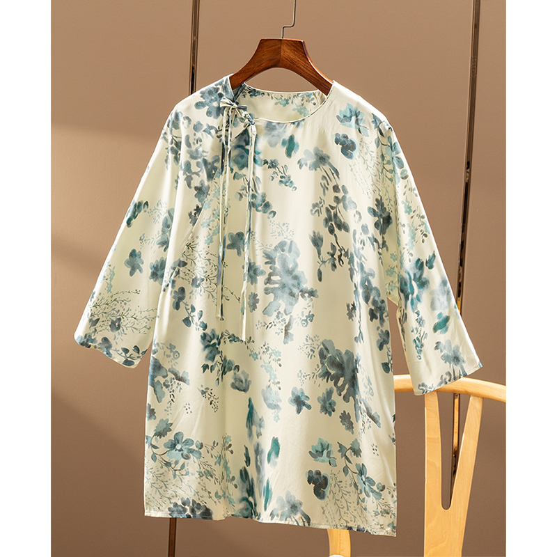 ￥369 秒！雅韵青花 新中式真丝素缎水墨印花衬衫女6W68