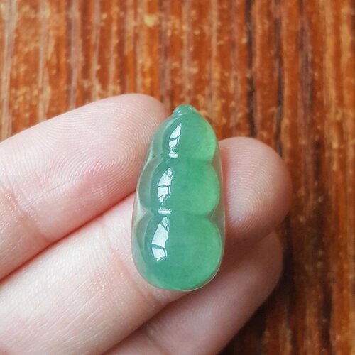 天然缅甸a级翡翠吊坠冰种翡翠A货