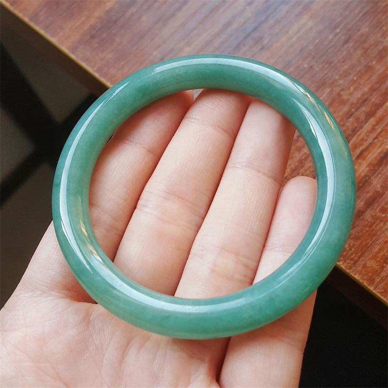 缅甸正品天然翡翠手镯冰种翡翠