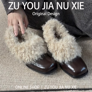 女鞋 方头毛毛鞋 大码 女英伦风粗跟单鞋 41到43秋 女冬外穿加绒小皮鞋