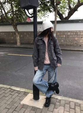 百搭翻领单排扣多口袋工装外套女