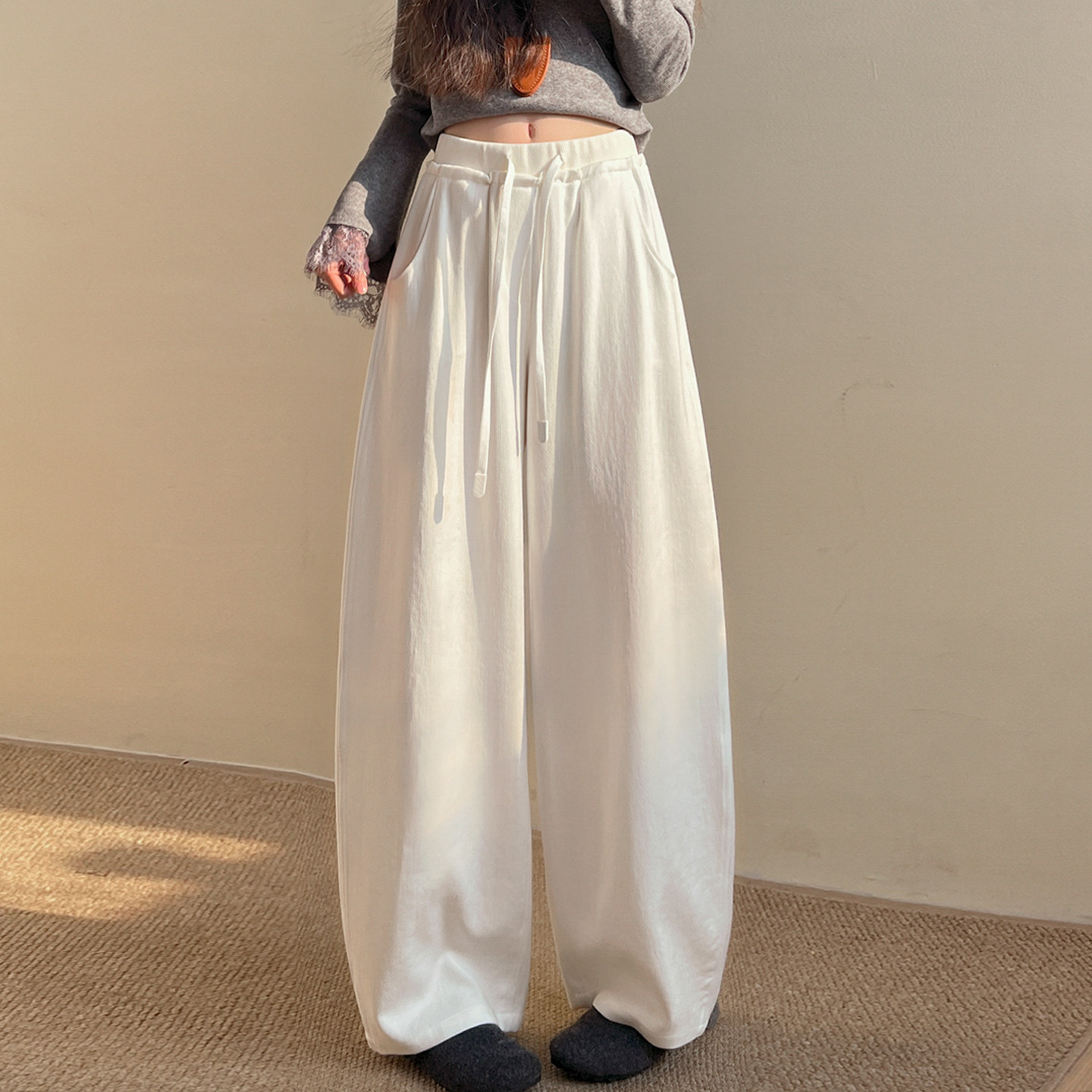 松弛廓形遮肉显瘦阔腿弯刀裤女春夏宽松大码梨形显瘦休闲拖地长裤,女装/女士精品,大码裤装,淘宝优惠券,粉丝福利购,淘宝优惠卷