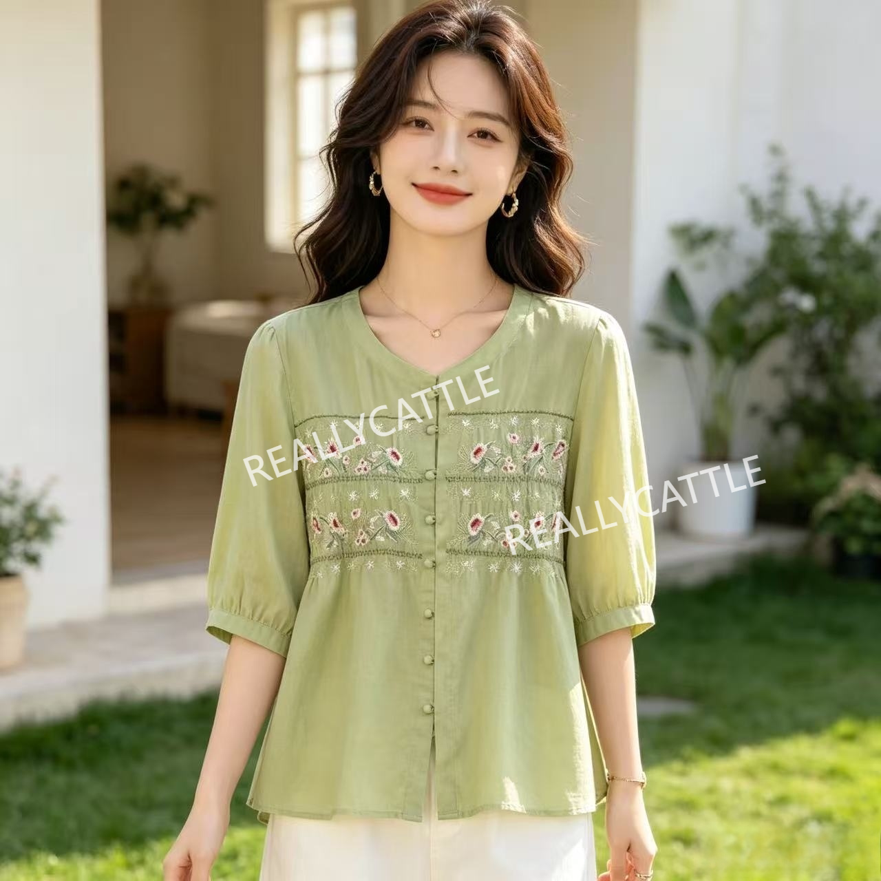 文艺复古设计感V领七分袖棉麻衬衫2026夏季新款百搭精美刺绣上衣