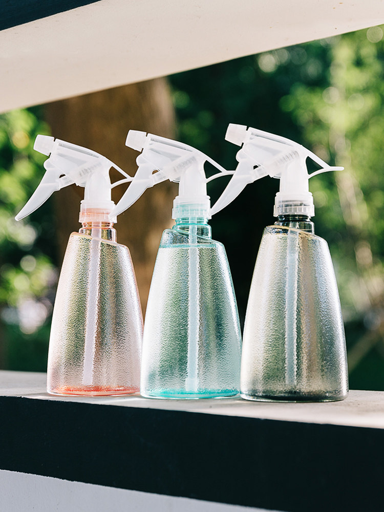 塑料酒精消毒喷壶家用小喷壶500ml喷雾瓶雾化小型浇花水小号室内