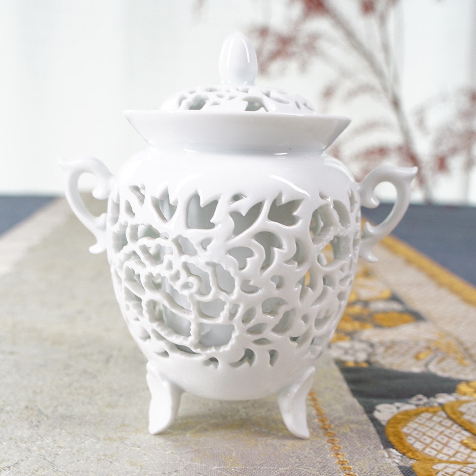 日本白瓷透雕名家 杉原一壶 手作香炉家用室内香薰炉茶道供奉塔香