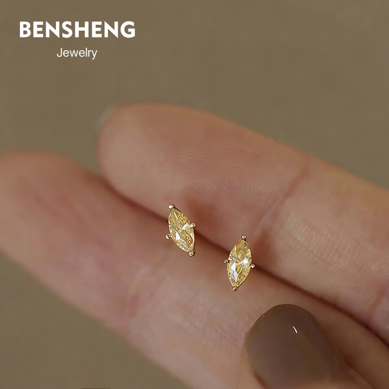 实验室培育黄色蓝宝石925纯银耳钉女简约迷你法式轻奢小众耳饰品