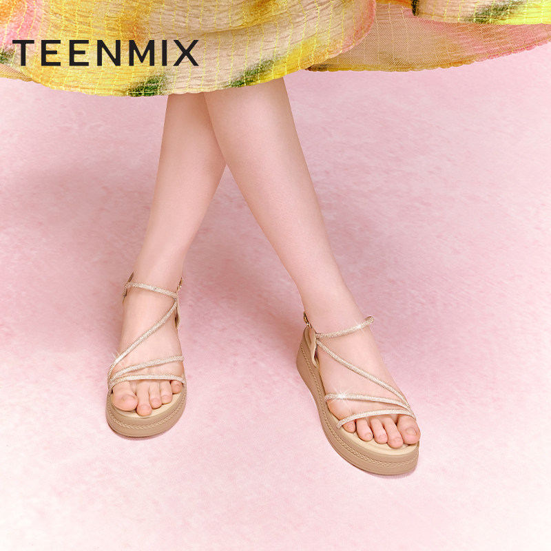 天美意闪钻一字带坡跟凉