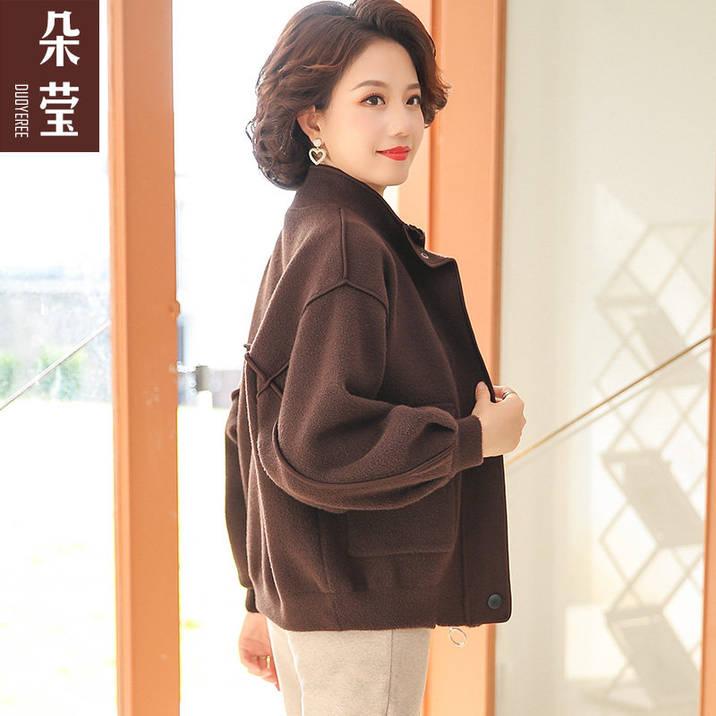 妈妈春秋冬装气质短款外套装中年中老年女装
