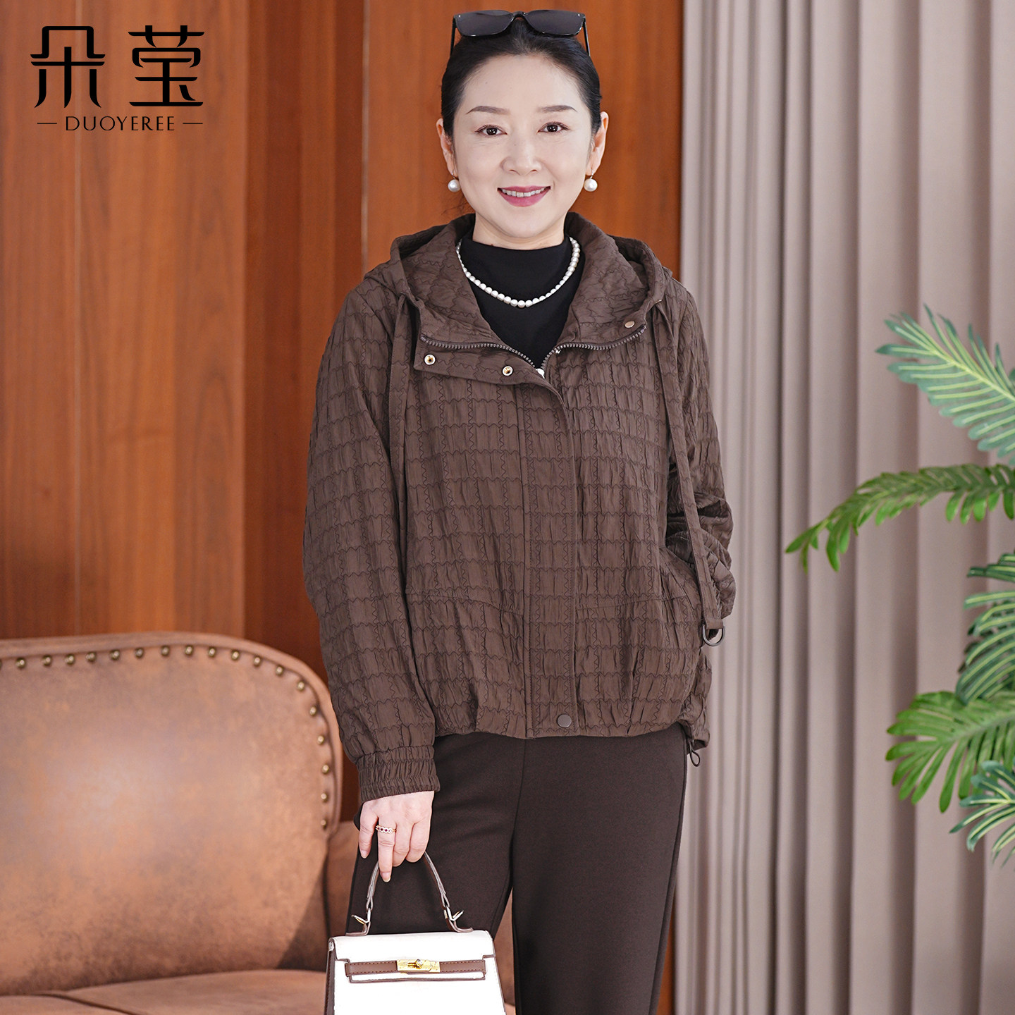 妈妈春秋装休闲时尚外套宽松大码