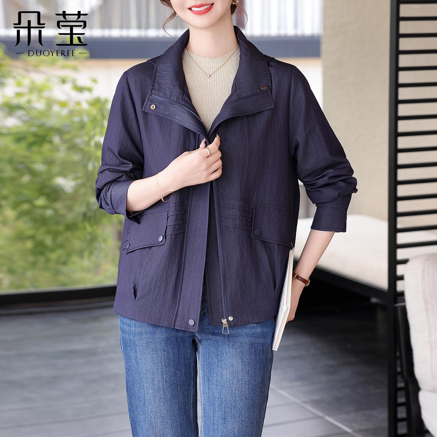 中老年妈妈春装端庄大气外套2026新款中年女装休闲夹克衫大码风衣