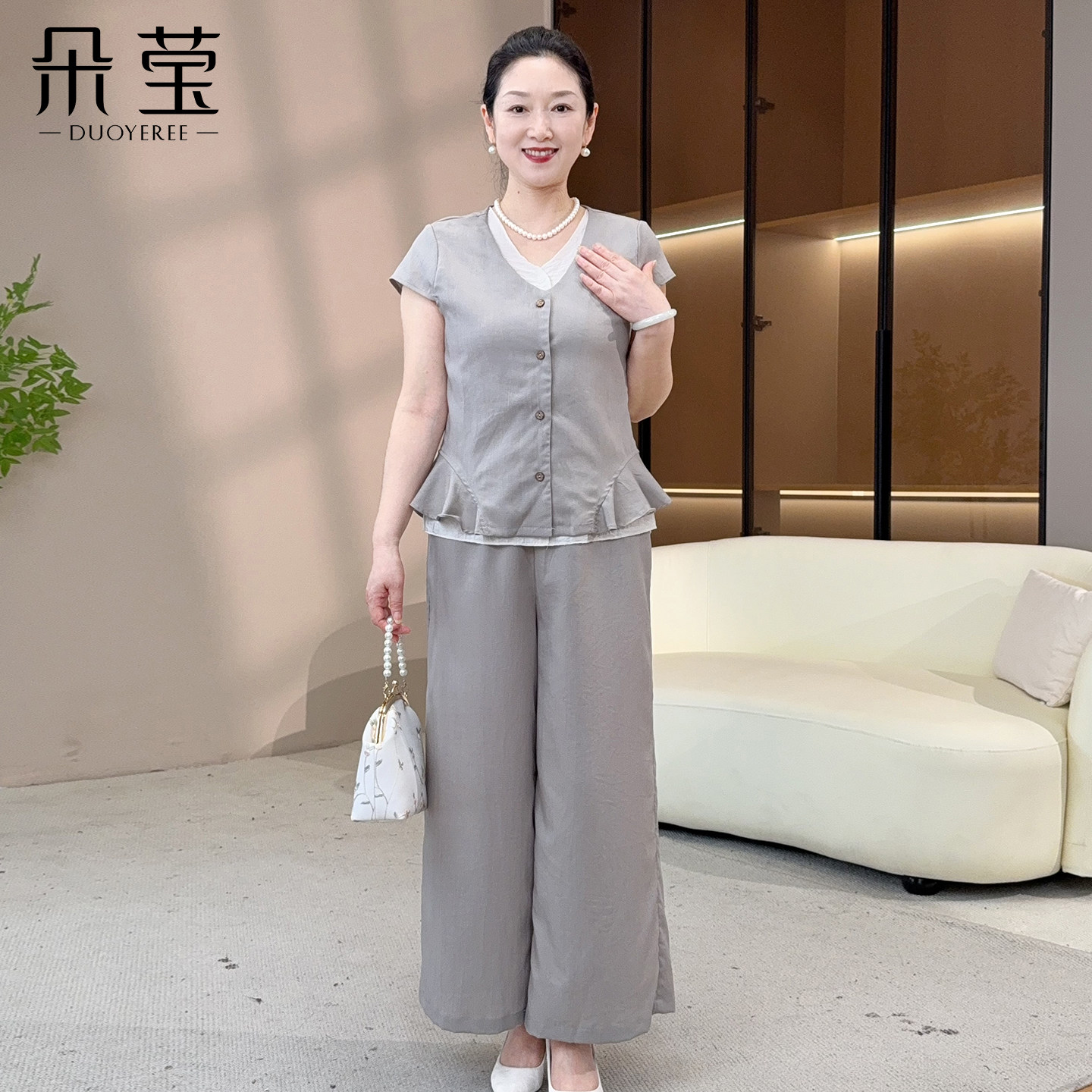 朵莹妈妈夏季气质套装洋气小衫