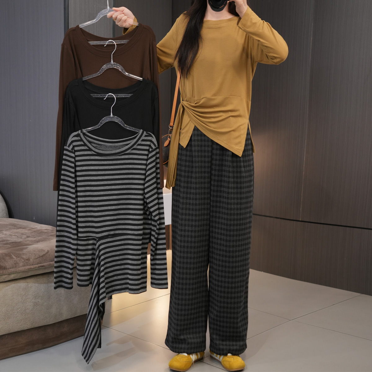 秋季必入设计感绑带开叉打底衫