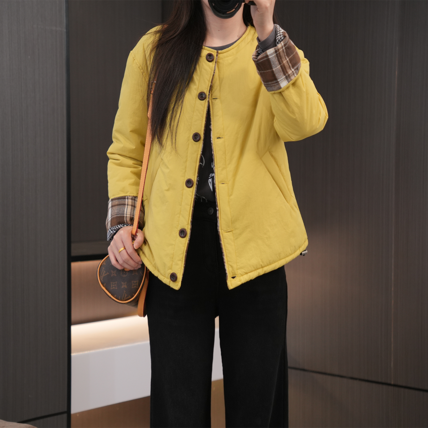 冬季必入轻薄简约撞色格子棉服