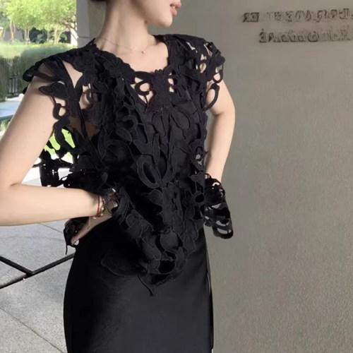 套头法式常规圆领镂空不规则马甲