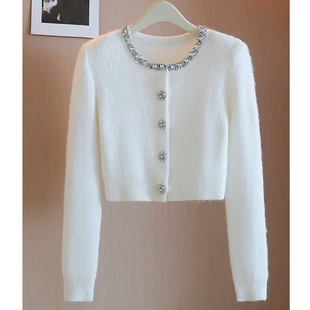 2026春季新款法式气质镶钻减龄甜美圆领短款针织开衫毛衣外套女装