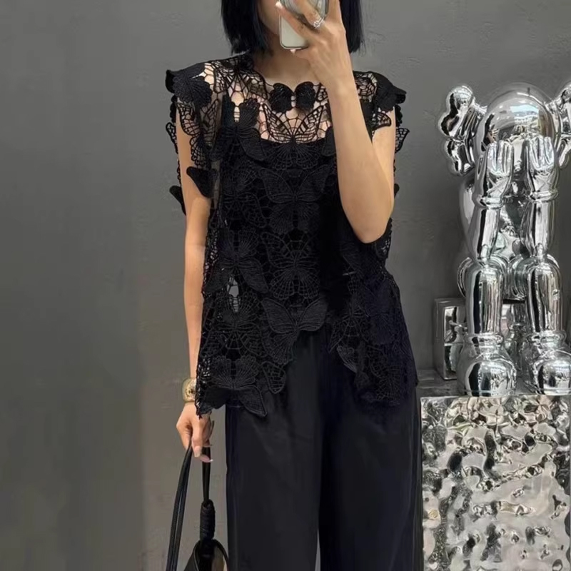 法式设计感蝴蝶图案镂空蕾丝马甲背心夏季新款高级感坎肩无袖马夹