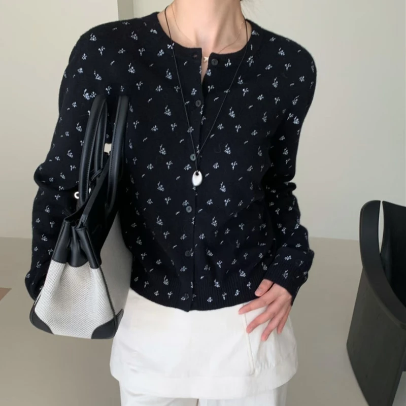 气质小碎花羊毛针织开衫外套女圆