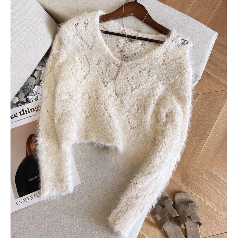 气质小个子镂空长袖针织衫女