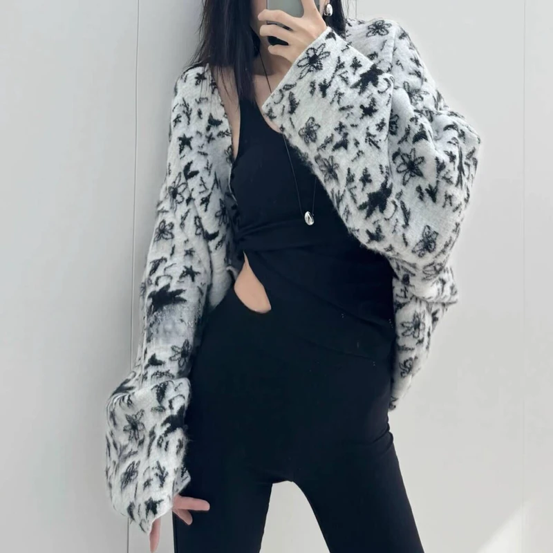 花色短外套女黑白提花针织开衫