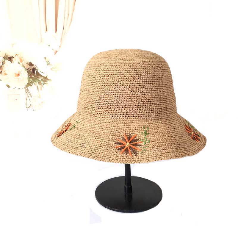 出口品质日本小檐拉菲草帽女夏天手工刺绣花朵小清新遮阳渔夫盆帽
