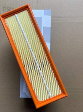 适配宝马F10 F11 F25 X3 F26 X4 F85 F15 X5空气滤芯13718570043