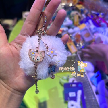 2025香港迪士尼冬季购物乐玲娜贝儿星黛露挂件olu钥匙扣
