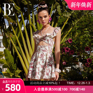 甜美碎花显瘦 挂脖时尚 BE范德安时尚 系列连体泳衣女士裙式