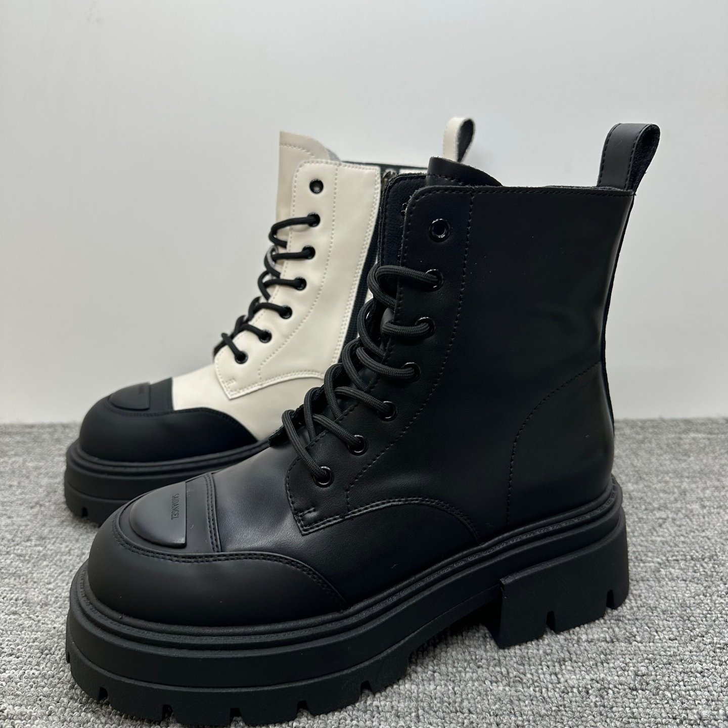 撤柜处理新款真皮厚底马丁靴女百搭英伦风女靴子牛皮机车靴单靴,女鞋,马丁靴,淘宝优惠券,粉丝福利购,淘宝优惠卷