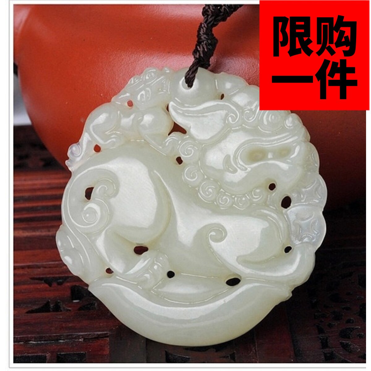 新疆玉和田玉羊脂玉白玉籽料玉图片