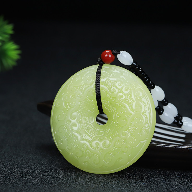 和田玉平安扣吊坠新疆玉和氏璧挂件糖黄料仿古花纹祥云平安扣玉坠