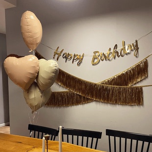 网红周岁生日场景装饰简约轻奢金色流苏雨丝帘宝宝派对背景墙布置