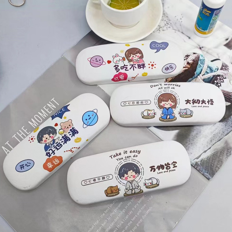新款喷绘卡通眼镜盒批 发做店名 可爱板材框架近视眼镜盒订制logo