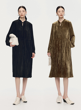 【天猫臻选】AUM噢姆2025年冬季新款系带领丝绒连衣裙黑色长裙女