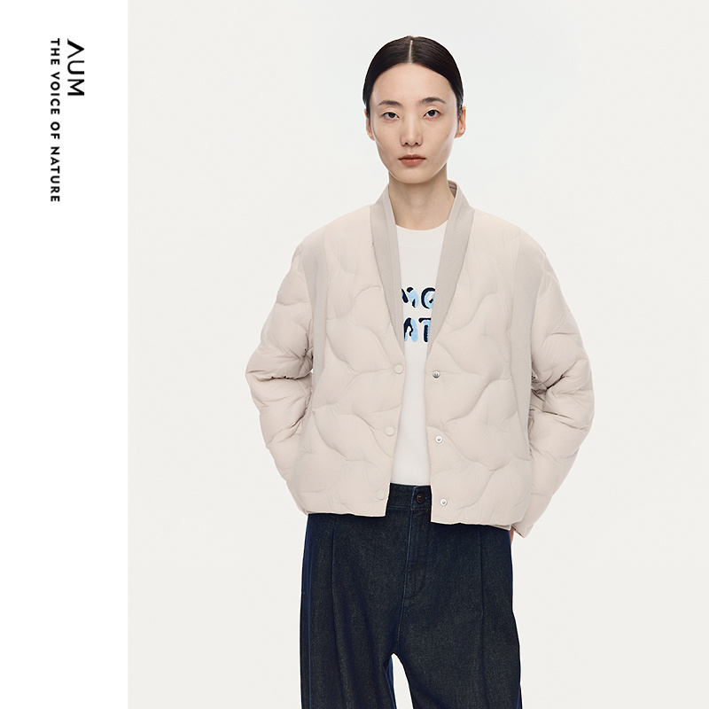 【商场同款】AUM噢姆2025年冬季新款高密平纹短款宽松鹅绒羽绒服