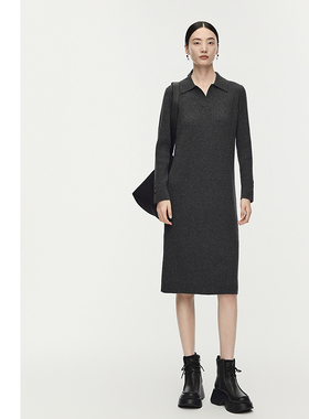 【可颂裙】AUM噢姆2025年冬季新款巴素兰澳毛坑条针织连衣裙长裙