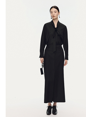 【商场同款】AUM噢姆2025年冬季新款丝毛弹力哔叽休闲黑色衬衫女