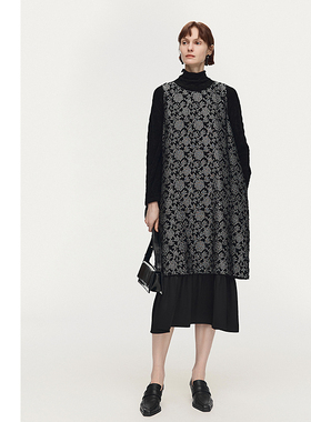 【FaFa裙】AUM噢姆2026年春季新款肌理提花绒背心连衣裙黑色长裙