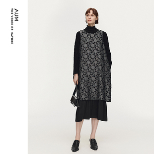 新款 AUM噢姆2026年春季 肌理提花绒背心连衣裙黑色长裙 FaFa裙