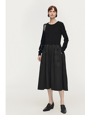 【FaFa裙】AUM噢姆2026年春季新款肌理提花针织拼接黑色连衣裙女