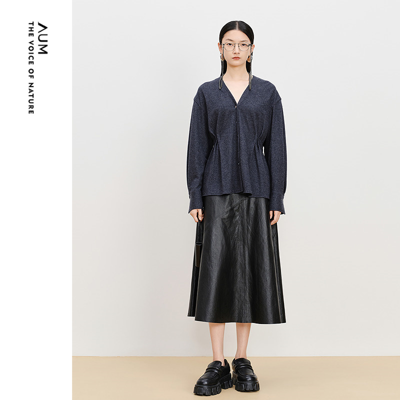 【商场同款】AUM噢姆冬季可机洗针织呢羊毛V领休闲长袖衬衫上衣女
