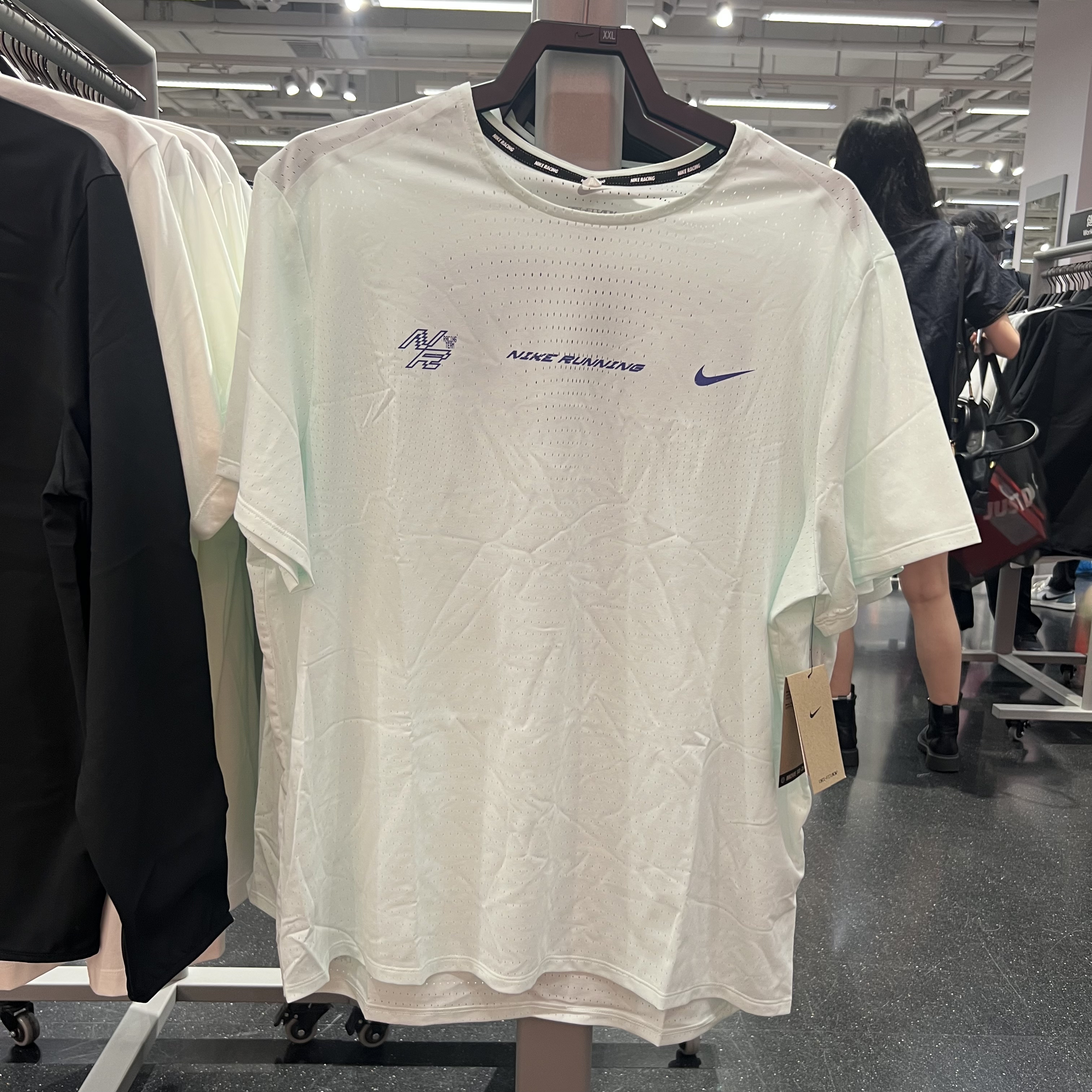NIKE耐克Dri-FIT ADV 男子速干运动休闲舒适短袖T恤衫 IH5046-394