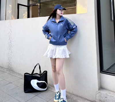 阿迪达斯秋冬新款外套男女情侣款秋季防风运动夹克正品JM2715