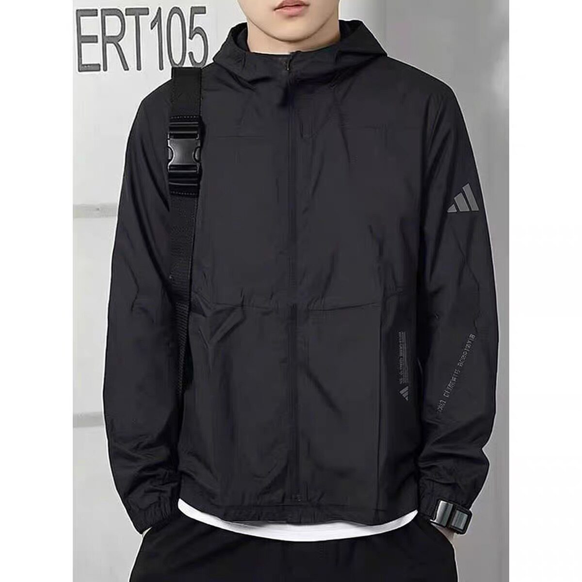 adidas CITYLIGHTWEIGHT 连帽休闲运动时尚夹克 男款 黑色JZ8401