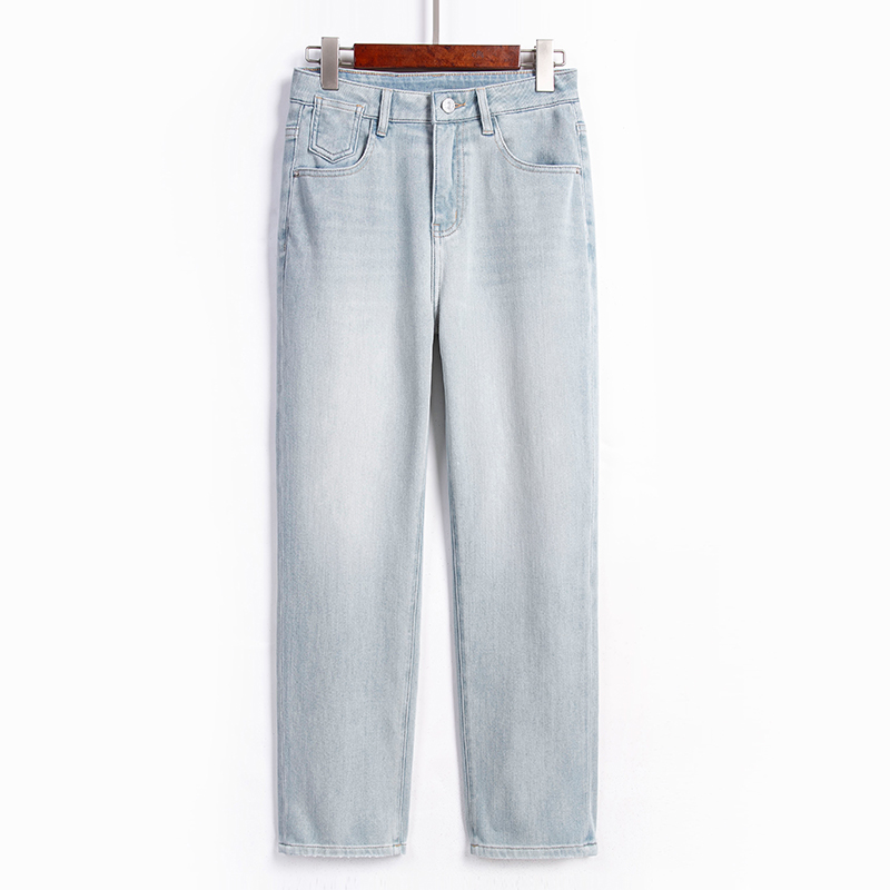 浅蓝色直筒牛仔裤女烟管九分裤