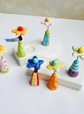 外贸手绘手绘浮雕小花摆件糕点饼干奶酪陶瓷摆件金丝熊造景装饰