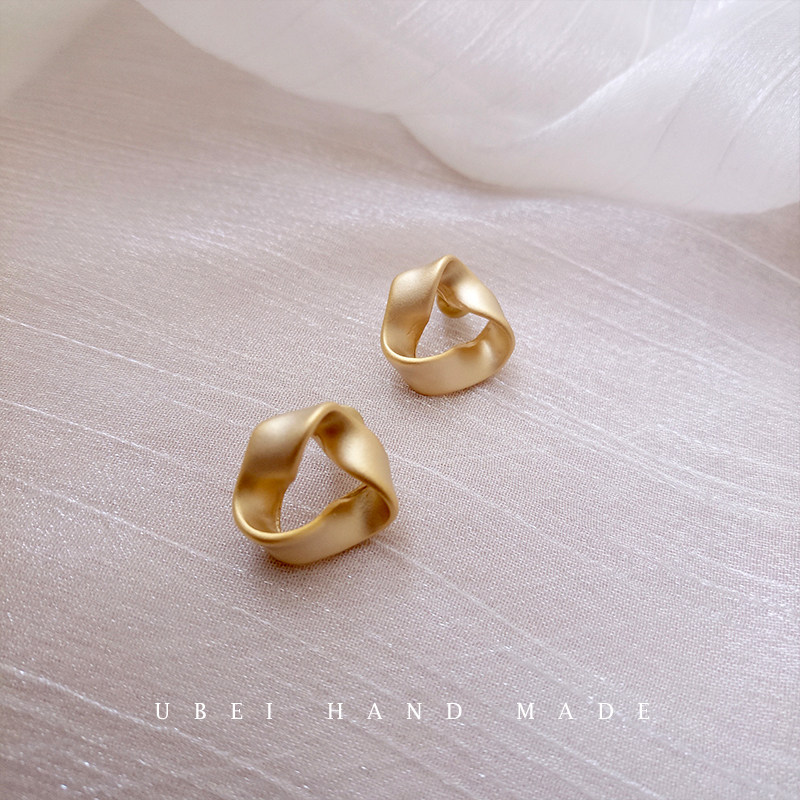 有北手作 小众复古几何耳钉2026新款简约气质高级感小巧哑金耳环,饰品/流行首饰/时尚饰品新,耳钉,淘宝优惠券,粉丝福利购,淘宝优惠卷