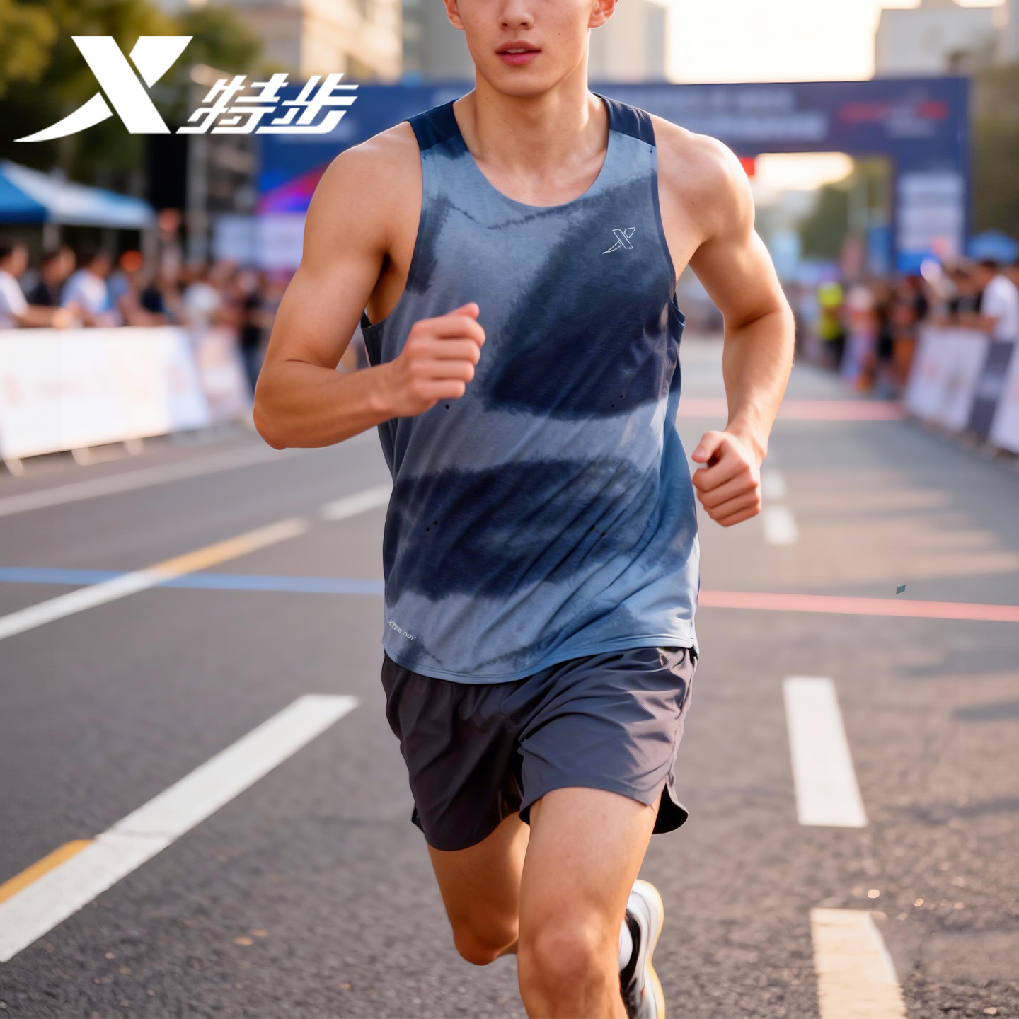 特步专业跑步背心男款抗菌运动服