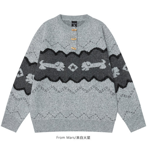 听一下内心提花牛角扣圆领毛衣