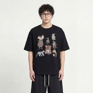 From Mars Looking for teammates with short-sleeved T-shirts